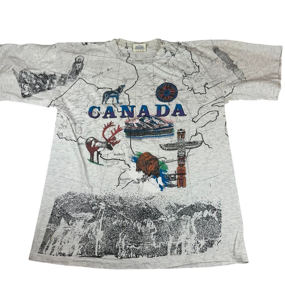 Vintage AOP Cityscape Canada Map T-Shirt Size L/G